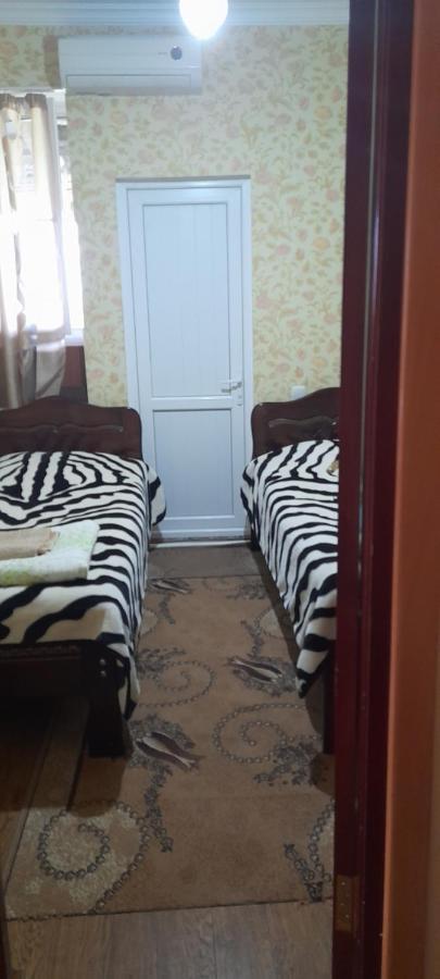 Nona Guest House Shilda ภายนอก รูปภาพ